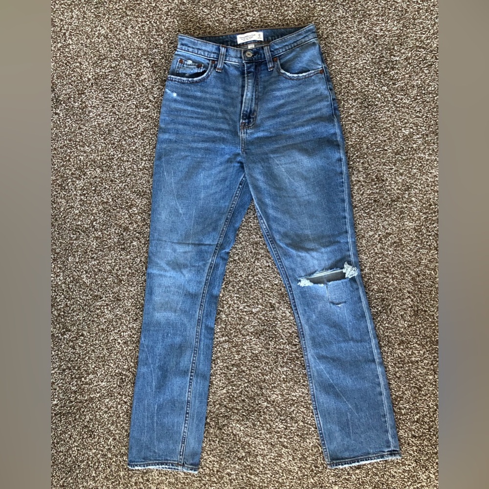 Abercrombie and Fitch 90s Slim Straight Curve Love High Rise